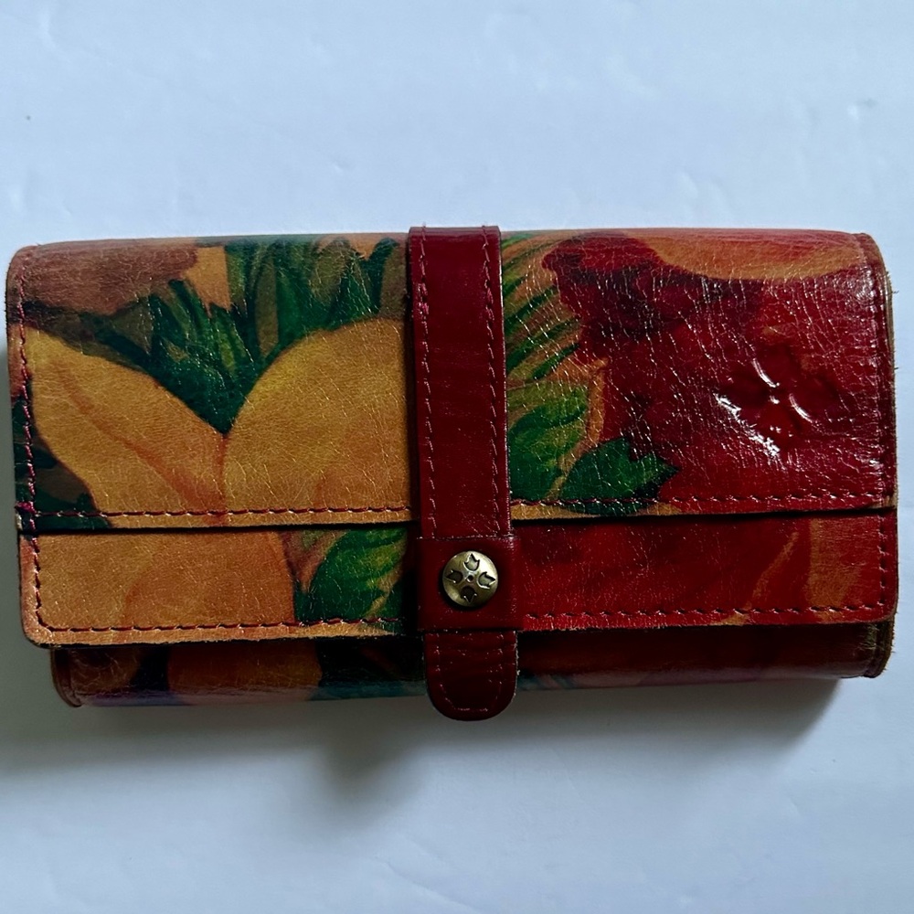 PATRICIA NASH WALLET